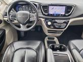 Thumbnail of 2022 Granite Crystal Metallic Clearcoat Chrysler Pacifica