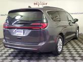 Thumbnail of 2022 Granite Crystal Metallic Clearcoat Chrysler Pacifica