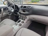 Thumbnail of 2012 Gray Toyota Highlander