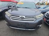 Photo of 2012 Gray Toyota Highlander