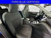 Thumbnail of 2023 Diamond Black Jeep Grand Cherokee L