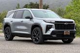 Thumbnail of 2025 Sterling Gray Metallic Chevrolet Traverse