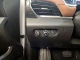 Thumbnail of 2019 White Chevrolet Traverse