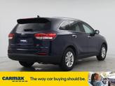 Thumbnail of 2016 Blue Kia Sorento