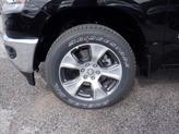 Thumbnail of 2024 Diamond Black Crystal Pearlcoat RAM 1500
