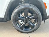 Thumbnail of 2025 Bright White Clearcoat Jeep Grand Cherokee L