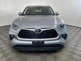 Thumbnail of 2022 Celestial Silver Metallic Toyota Highlander