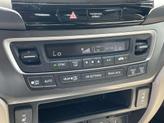 Thumbnail of 2018 White Diamond Pearl Honda Pilot