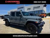 Photo of 2024 Gray Jeep Gladiator
