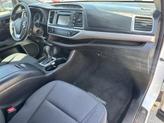 Thumbnail of 2017 White Toyota Highlander