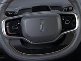 Thumbnail of 2025 Crystal White Metallic Clearcoat Lincoln Navigator