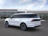 Thumbnail of 2025 Crystal White Metallic Clearcoat Lincoln Navigator