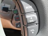 Thumbnail of 2012 White Kia Sedona