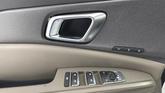 Thumbnail of 2026 Snow White Pearl Kia Carnival Hybrid