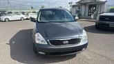 Photo of 2014 Platinum Graphite Kia Sedona