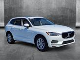 Thumbnail of 2018 Ice White Volvo XC60