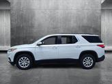 Thumbnail of 2021 Iridescent Pearl Tricoat Chevrolet Traverse