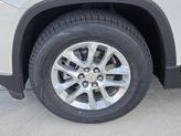 Thumbnail of 2021 Iridescent Pearl Tricoat Chevrolet Traverse