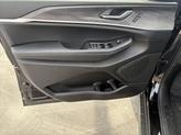 Thumbnail of 2025 Diamond Black Crystal Pearlcoat Jeep Grand Cherokee L