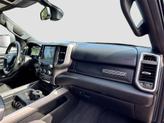 Thumbnail of 2019 Diamond Black Crystal Pearlcoat RAM 1500