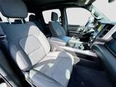 Thumbnail of 2019 Diamond Black Crystal Pearlcoat RAM 1500