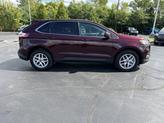 Thumbnail of 2022 Burgundy Velvet Metallic Tinted Clearcoat Ford Edge