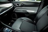 Thumbnail of 2023 Diamond Black Jeep Compass