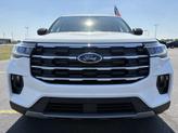 Thumbnail of 2025 Star White Metallic Tri-Coat Ford Explorer