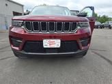 Thumbnail of 2022 Velvet Red Pearlcoat Jeep Grand Cherokee
