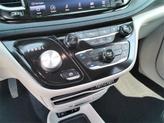 Thumbnail of 2021 Bright White Clearcoat Chrysler Pacifica