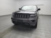 Thumbnail of 2017 Gray Jeep Grand Cherokee