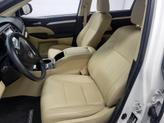 Thumbnail of 2015 White Toyota Highlander