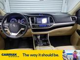 Thumbnail of 2015 White Toyota Highlander