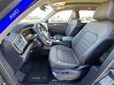 Thumbnail of 2025 Platinum Gray Metallic Volkswagen Atlas