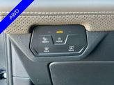 Thumbnail of 2025 Platinum Gray Metallic Volkswagen Atlas