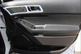 Thumbnail of 2015 White Platinum Metallic Tri-Coat Ford Explorer