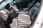 Thumbnail of 2015 White Platinum Metallic Tri-Coat Ford Explorer