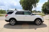 Thumbnail of 2015 White Platinum Metallic Tri-Coat Ford Explorer