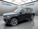 Photo of 2025 Diamond Black Crystal Pearlcoat Jeep Grand Cherokee
