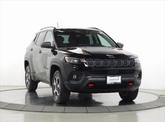 Thumbnail of 2022 Diamond Black Crystal Pearlcoat Jeep Compass