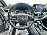 Thumbnail of 2023 Celestial Silver Metallic Toyota Highlander