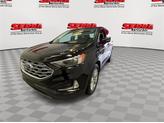 Thumbnail of 2022 AGATE BLACK METALLIC Ford Edge