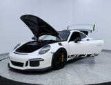 Thumbnail of 2016 White Porsche 911