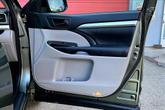 Thumbnail of 2014 Alumina Jade Metallic Toyota Highlander