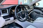 Thumbnail of 2014 Alumina Jade Metallic Toyota Highlander