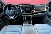 Thumbnail of 2014 Alumina Jade Metallic Toyota Highlander