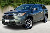 Thumbnail of 2014 Alumina Jade Metallic Toyota Highlander