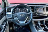 Thumbnail of 2014 Alumina Jade Metallic Toyota Highlander