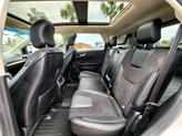 Thumbnail of 2018 White Platinum Metallic Tri-Coat Ford Edge