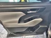 Thumbnail of 2022 Magnetic Gray Metallic Toyota Highlander Hybrid